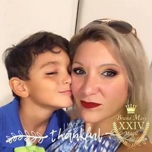 Meet your Posher, Ivis